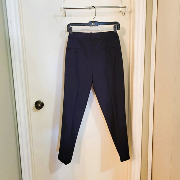 Theory Women's Wool Suit - Blazer & Pants. Navy Blue - Picture 6 of 14